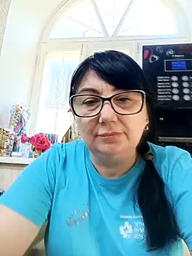 MariSwan222 online show from June 8, 2026, 6:47 am