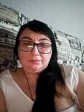 MariSwan222 online show from March 2, 2026, 9:22 pm