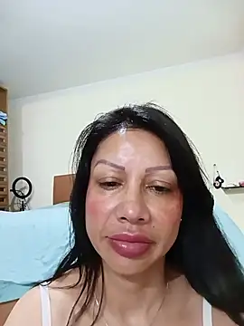 Snapshot of Grace_Velvet chatting on July 22, 2026, 9:11 am Grace Velvet online show from July 22, 2026, 9:11 am