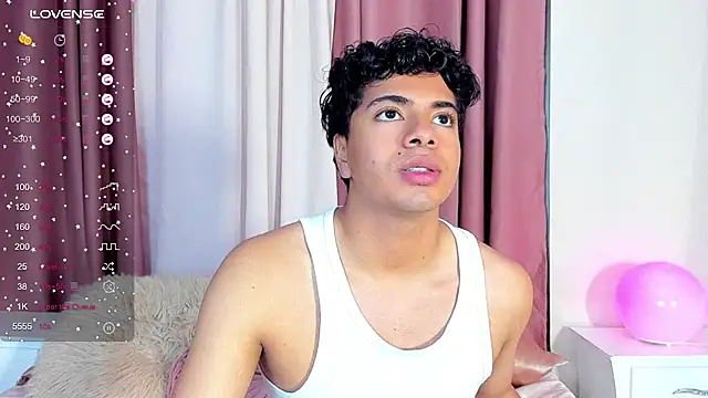 cherry blossom77 online show from January 19, 2026, 12:53 pm