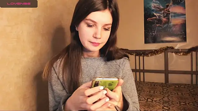 Snapshot of WeliosCouple chatting on September 30, 2025, 5:52 pm WeliosCouple online show from September 30, 2025, 5:52 pm