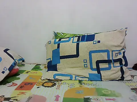 Snapshot of Wetnwild34xx chatting on March 4, 2026, 1:24 am Wetnwild34xx online show from March 4, 2026, 1:24 am