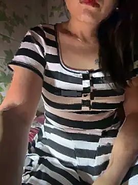 Miu sexyy98 online show from May 10, 2026, 8:00 pm