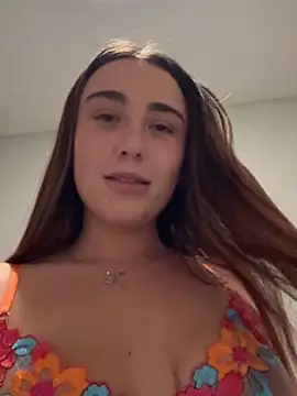 Snapshot of MillieB chatting on January 6, 2026, 10:36 pm MillieB online show from January 6, 2026, 10:36 pm