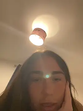 Snapshot of MillieB chatting on February 3, 2026, 4:23 pm MillieB online show from February 3, 2026, 4:23 pm