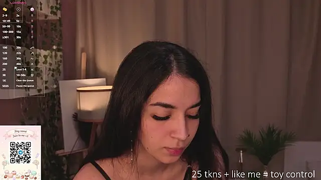 EmmyNoel online show from April 25, 2026, 7:11 pm