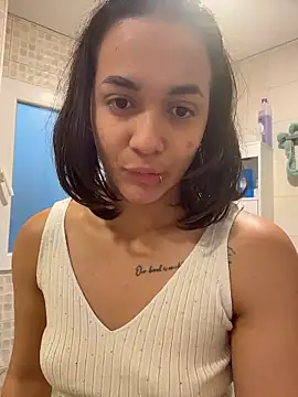 MiaMorenoo online show from January 17, 2026, 4:21 pm