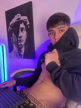 lian fooxx online show from February 27, 2026, 5:18 am