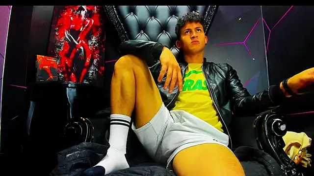 Snapshot of Ethan_Waalker chatting on February 13, 2026, 3:39 am Ethan Waalker online show from February 13, 2026, 3:39 am