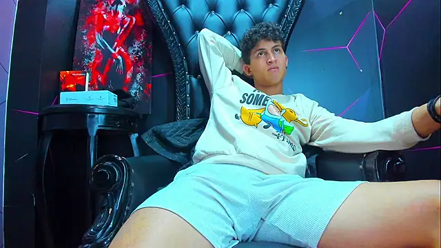 Snapshot of Ethan_Waalker chatting on March 1, 2026, 2:44 am Ethan Waalker online show from March 1, 2026, 2:44 am