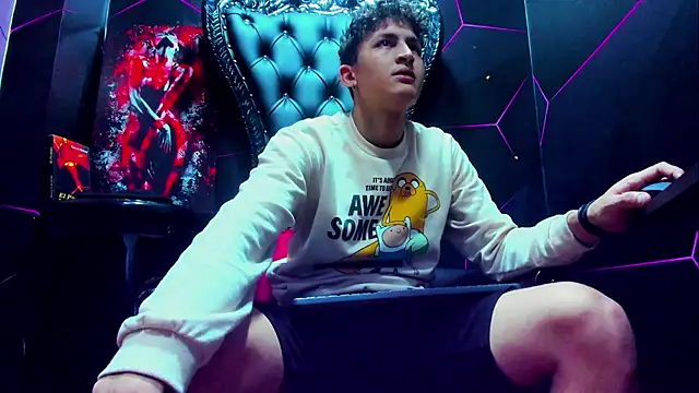 Snapshot of Ethan_Waalker chatting on February 24, 2026, 4:02 am Ethan Waalker online show from February 24, 2026, 4:02 am