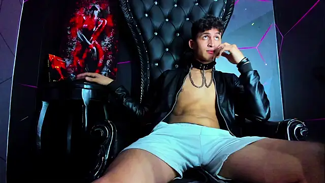 Snapshot of Ethan_Waalker chatting on February 13, 2026, 4:40 pm Ethan Waalker online show from February 13, 2026, 4:40 pm