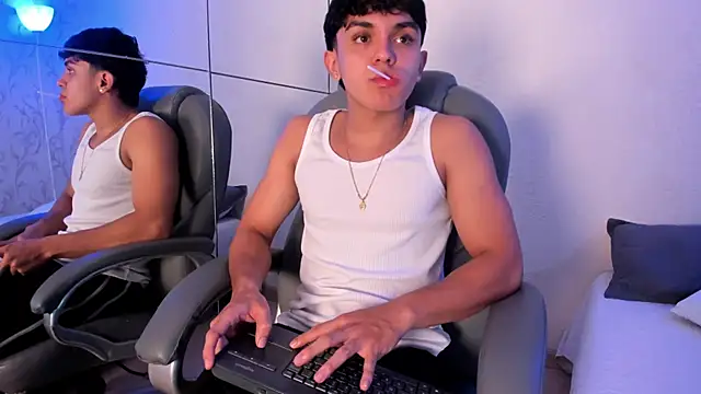  TaylorBlack online show from February 18, 2026, 12:12 pm