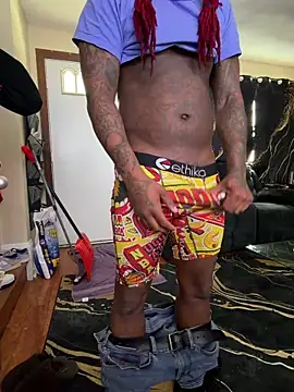 daddydarkskindikk online show from February 23, 2026, 6:41 pm