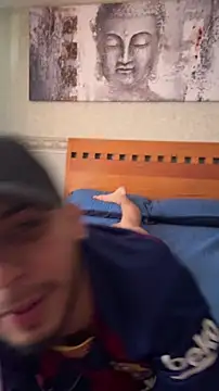 Snapshot of Stefan_big_cock chatting on February 19, 2026, 5:32 pm Stefan big cock online show from February 19, 2026, 5:32 pm