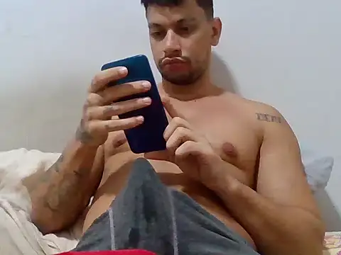 Snapshot of moreno_dotado22 chatting on December 23, 2025, 9:19 am moreno dotado22 online show from December 23, 2025, 9:19 am