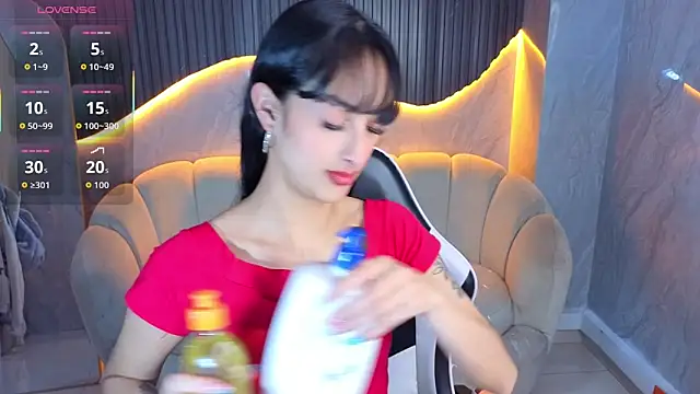 Tifany Tx online show from February 13, 2026, 1:11 pm