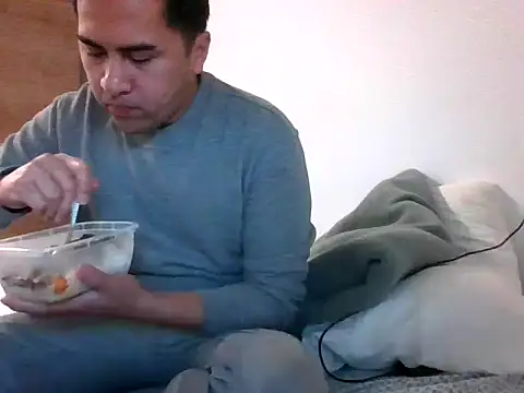 Snapshot of sweetpinoy2027 chatting on February 17, 2026, 3:42 pm sweetpinoy2027 online show from February 17, 2026, 3:42 pm