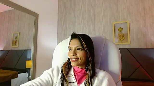 Ishtar 24 online show from March 22, 2026, 1:12 pm