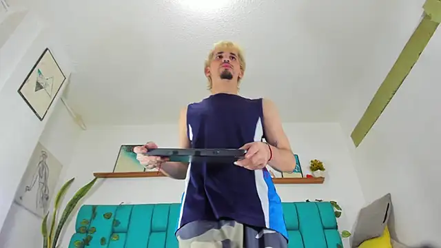boy Dirty X online show from August 6, 2026, 6:19 am