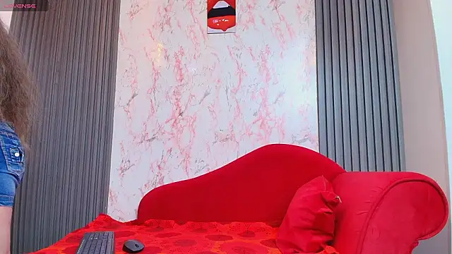 Helenna Rose online show from March 20, 2026, 3:57 pm