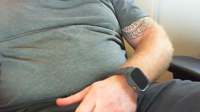 Snapshot of Ginger_Daddy chatting on January 14, 2026, 11:41 pm Ginger Daddy online show from January 14, 2026, 11:41 pm