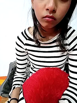 Snapshot of Mustardqueen62 chatting on January 5, 2026, 7:39 pm Mustardqueen62 online show from January 5, 2026, 7:39 pm