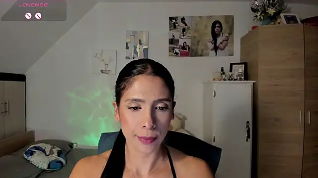 Snapshot of VEROSlen- chatting on May 31, 2026, 3:01 am VEROSlen- online show from May 31, 2026, 3:01 am