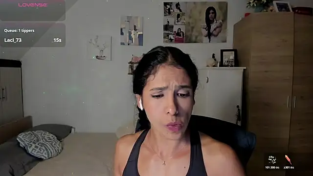 Snapshot of VEROSlen- chatting on May 23, 2026, 4:11 am VEROSlen- online show from May 23, 2026, 4:11 am
