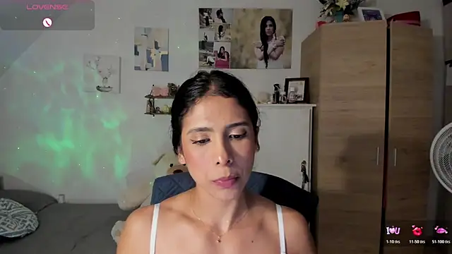 Snapshot of VEROSlen- chatting on June 12, 2026, 3:26 am VEROSlen- online show from June 12, 2026, 3:26 am