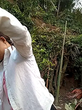 Girl cutee online show from March 10, 2026, 10:08 am