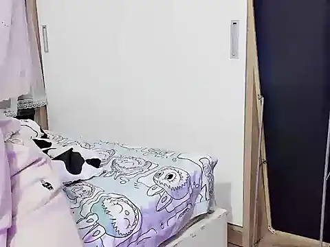 Sophia69-sweet online show from February 9, 2026, 4:27 pm