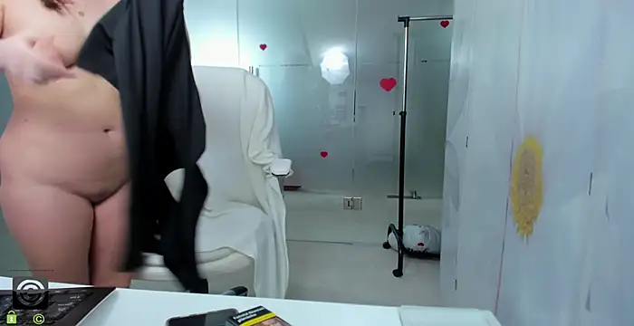 Snapshot of missdominna chatting on February 23, 2026, 4:03 am missdominna online show from February 23, 2026, 4:03 am