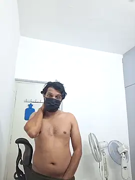 nihal4uuu online show from December 17, 2025, 4:56 pm