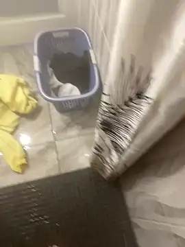 Snapshot of Miguel_667 chatting on April 5, 2026, 10:11 am Miguel 667 online show from April 5, 2026, 10:11 am