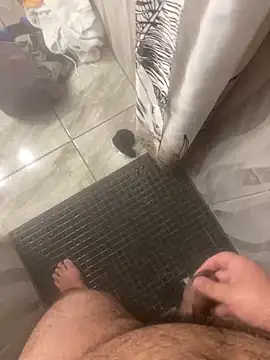 Snapshot of Miguel_667 chatting on February 14, 2026, 9:42 am Miguel 667 online show from February 14, 2026, 9:42 am