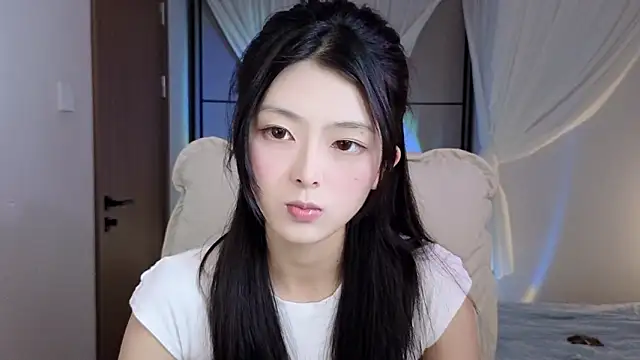 Snapshot of Koikoi___ chatting on March 10, 2026, 5:22 am Koikoi online show from March 10, 2026, 5:22 am