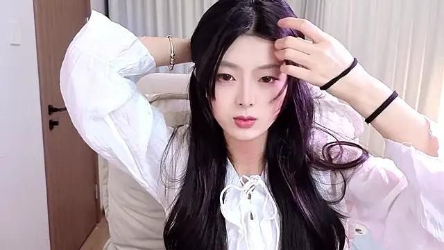 Snapshot of Koikoi___ chatting on March 4, 2026, 5:26 am Koikoi online show from March 4, 2026, 5:26 am