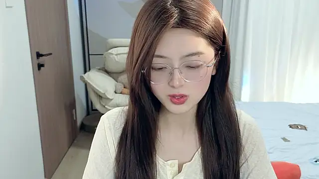 Snapshot of Koikoi___ chatting on March 20, 2026, 12:06 pm Koikoi online show from March 20, 2026, 12:06 pm