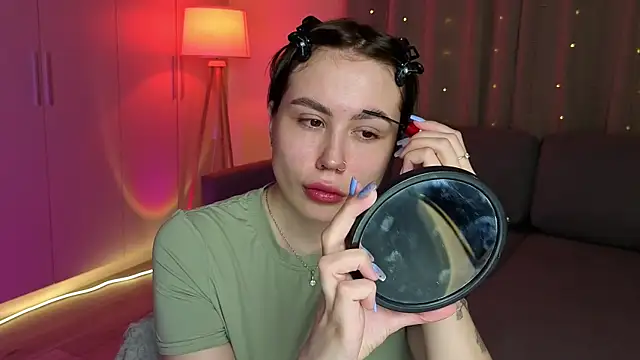 Aurelia Voss online show from March 21, 2026, 5:52 am