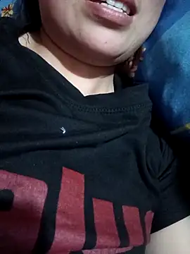 Chloe-ee online show from March 10, 2026, 12:53 pm