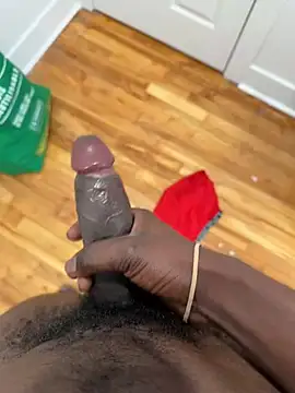 Sweetley online show from February 23, 2026, 8:20 pm