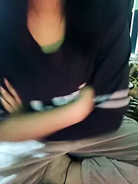 tanu68979 online show from February 5, 2026, 6:26 pm