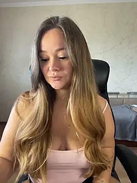 CaramelleSugarr online show from July 11, 2026, 2:50 pm