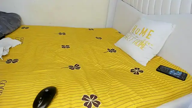 Snapshot of Tshanduk chatting on February 9, 2026, 3:21 pm Tshanduk online show from February 9, 2026, 3:21 pm