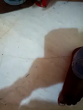 Hot sahana online show from December 17, 2025, 4:23 pm