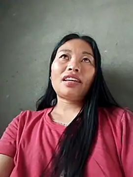 Maikha08 online show from May 19, 2026, 1:56 am