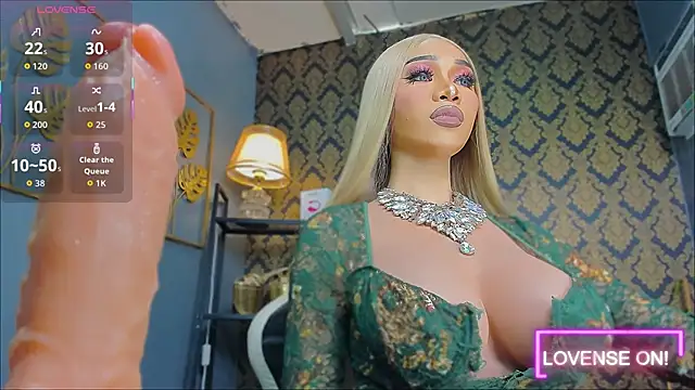 Snapshot of CelinaWintour chatting on January 6, 2026, 7:23 am CelinaWintour online show from January 6, 2026, 7:23 am