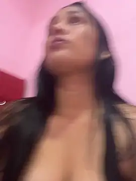 Camila vargass online show from February 4, 2026, 9:10 pm