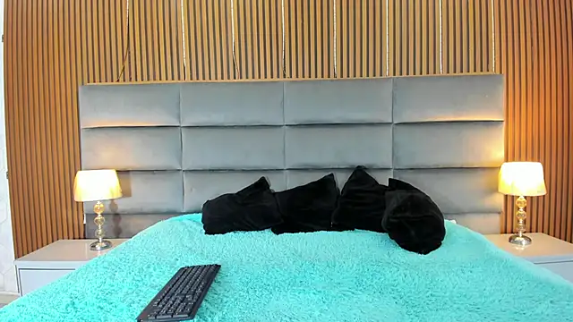 VictoriaKyros online show from April 2, 2026, 2:19 am